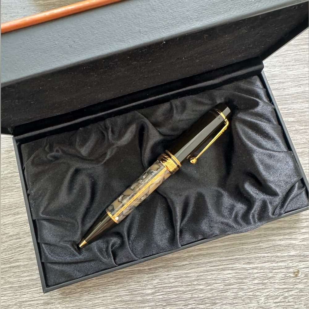 Mont Blanc Limited Edition Alexandre Dumas Pen